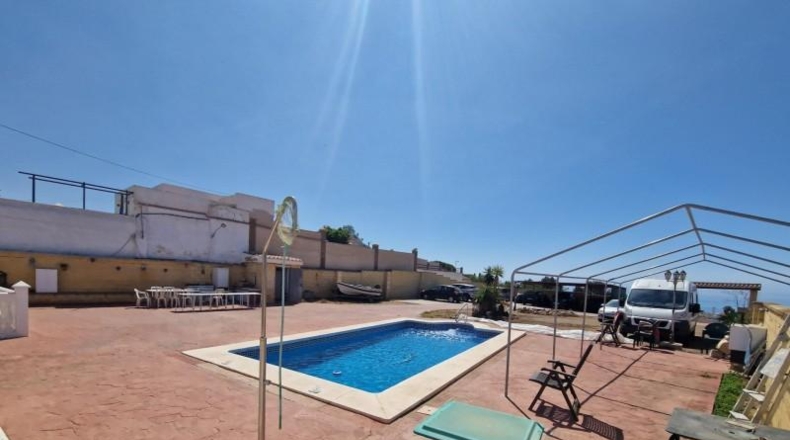 Málaga - Rincón de la Victoria - 1745m2