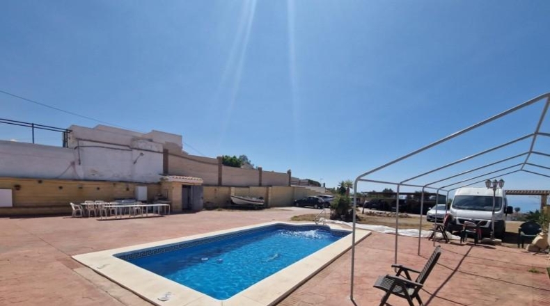 Málaga - Rincón de la Victoria - 1745m2