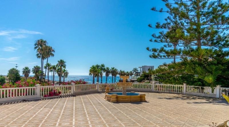 Alicante - Oriola - 645m2