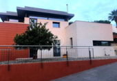 Chalet independiente con terreno en venta en la España, Sant Pere de Ribes, ref: TR138674 foto