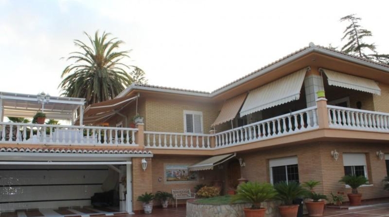 Valencia - Picasent - 2800m2