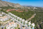 Chalet independiente con terreno en venta en la España, Finestrat, ref: TR145192 foto
