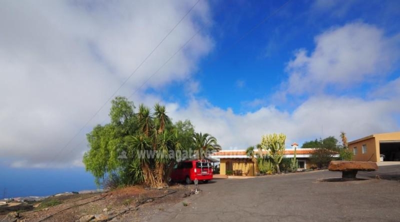 Santa Cruz de Tenerife - Adeje - 10000m2