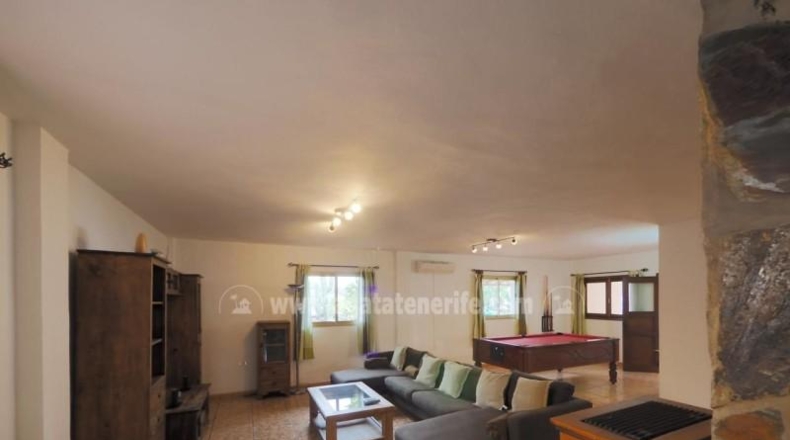 Santa Cruz de Tenerife - Adeje - 10000m2
