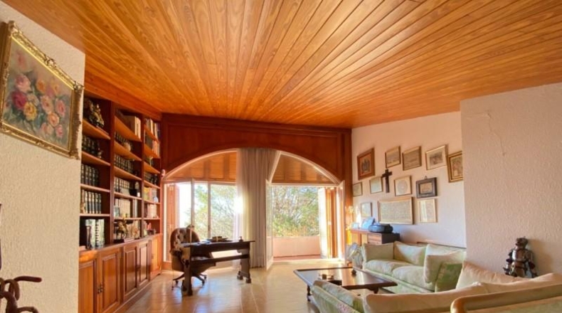 Barcelona - l'Ametlla del Vallès - 8877m2