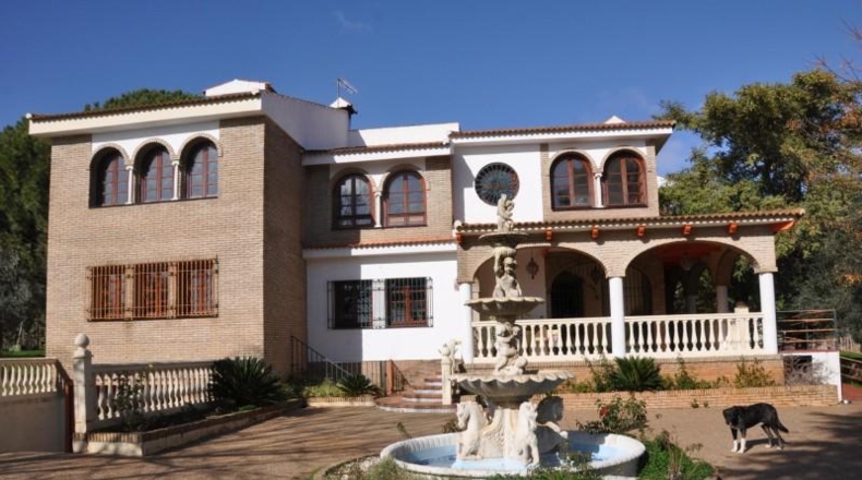 Sevilla - Palomares del Río - 6977m2