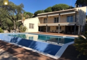 Chalet independiente con terreno en venta en la España, Cabrera de Mar, ref: TR135990 foto