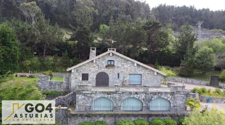 Asturias - Llanes - 2300m2