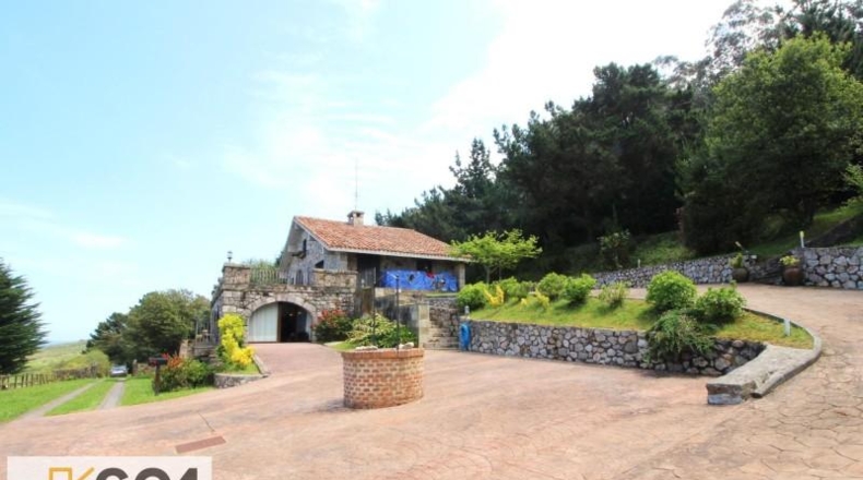 Asturias - Llanes - 2300m2