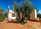 Xalet independent amb terreny en venda a la España, Alacant, ref.: TR333352 foto