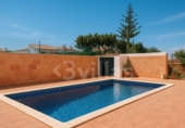 Загородный дом с участком на продажу в городе Ciutadella de Menorca Фото