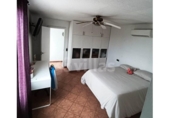 Загородный дом с участком на продажу в городе Ciutadella de Menorca Фото