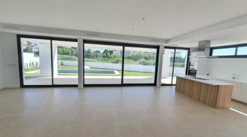 Málaga - Manilva - 700m2