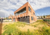 Xalet independent amb terreny en venda a la España, Mataró, ref.: TR173261 foto