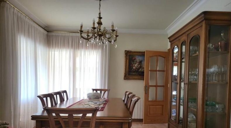 Жирона - Mont-ras - 1209m2
