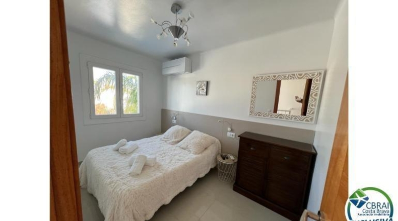 Gerona - Empuriabrava - 567m2