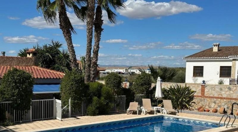 Alicante - Santa Pola - 1647m2
