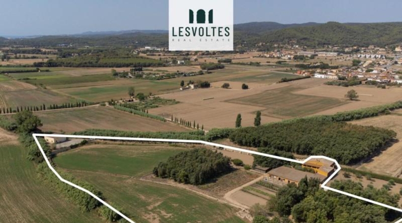 Gerona - Palafrugell - 20000m2