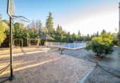 Chalet independiente con terreno en venta en la España, Huétor Vega, ref: TR357666 foto