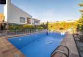 Chalet independiente con terreno en venta en la España, Huétor Vega, ref: TR358505 foto