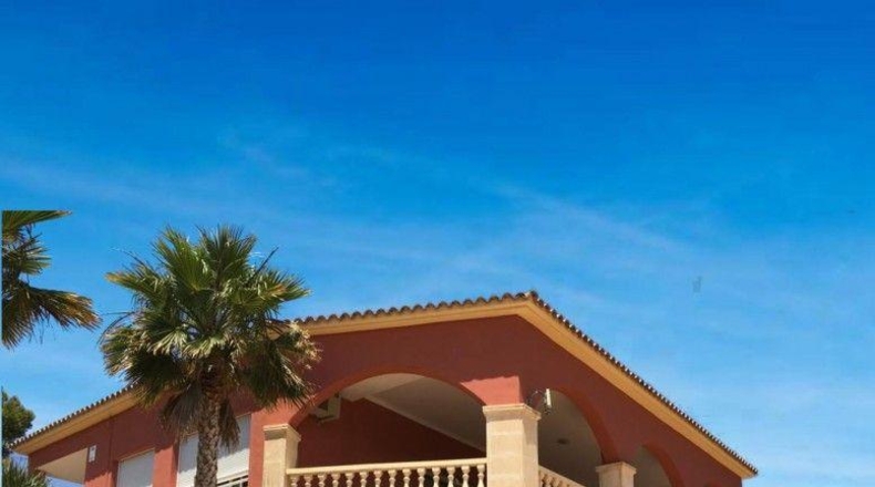 Alicante - Alfaz del Pi - 2255m2