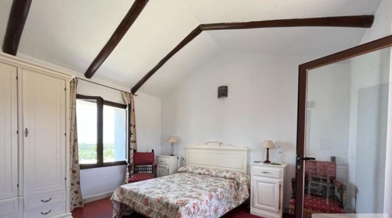 Córdoba - Lucena - 33000m2