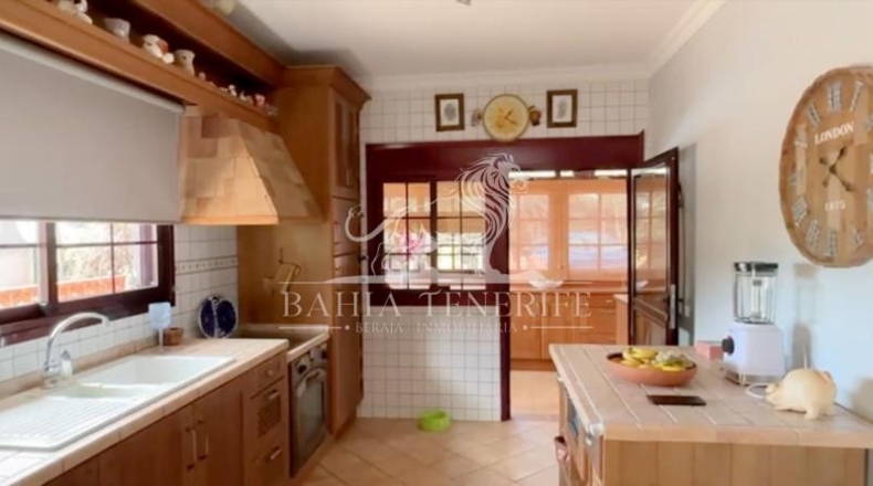 Santa Cruz de Tenerife - Santiago del Teide - 1100m2