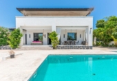 Chalet independiente con terreno en venta en la España, San Juan de Alicante, ref: TR376810 foto