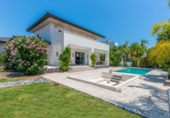 Chalet independiente con terreno en venta en la España, San Juan de Alicante, ref: TR376810 foto