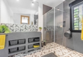 Chalet independiente con terreno en venta en la España, San Juan de Alicante, ref: TR376810 foto