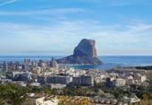 Xalet independent amb terreny en venda a la España, Calp, ref.: TR381239 foto
