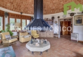 Xalet independent amb terreny en venda a la España, Teià, ref.: TR311956 foto