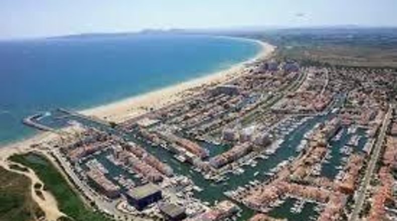Gerona - Empuriabrava - 361m2