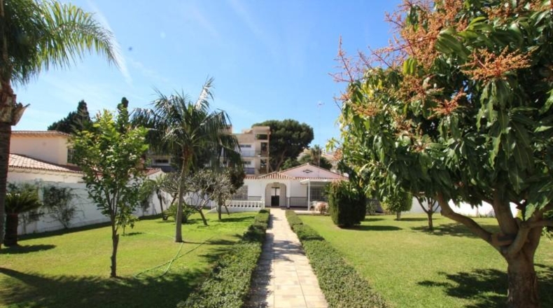 Málaga - Benalmádena - 1115m2