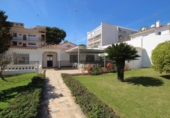 Xalet independent amb terreny en venda a la España, Benalmádena, ref.: TR174307 foto