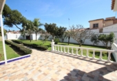 Xalet independent amb terreny en venda a la España, Benalmádena, ref.: TR174307 foto