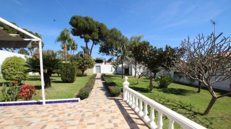 Málaga - Benalmádena - 1115m2