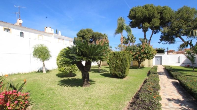 Málaga - Benalmádena - 1115m2