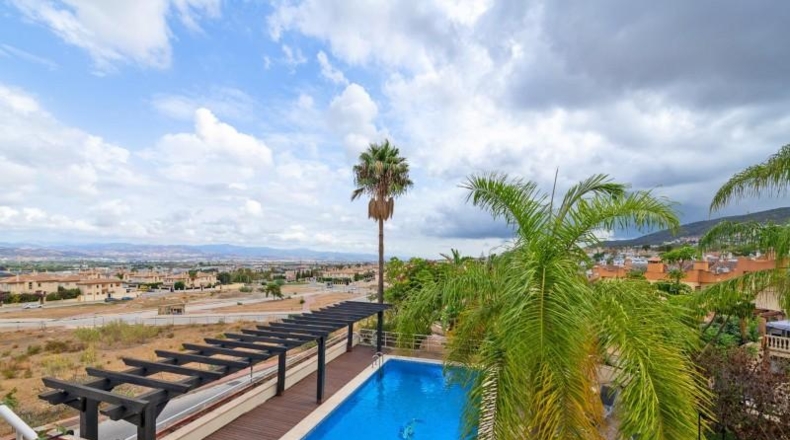 Málaga - Alhaurín de la Torre - 1189m2