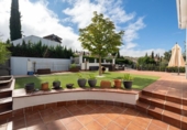 Chalet independiente con terreno en venta en la España, Granada, ref: TR175399 foto
