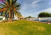 Chalet independiente con terreno en venta en la España, Barbate, ref: TR153867 foto