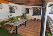 Chalet independiente con terreno en venta en la España, Orihuela, ref: TR335526 foto