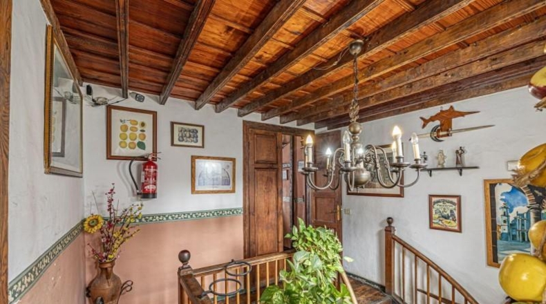 Santa Creu de Tenerife - Санта-Круз-де-Ла-Пальма - 428m2