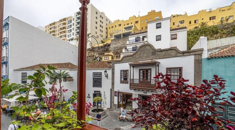 Santa Creu de Tenerife - Санта-Круз-де-Ла-Пальма - 428m2