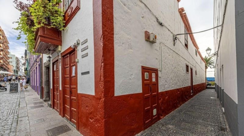 Santa Creu de Tenerife - Санта-Круз-де-Ла-Пальма - 428m2