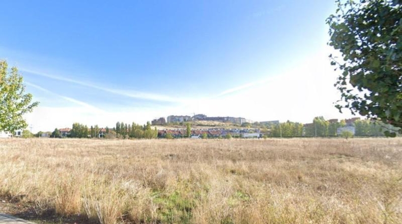 Valladolid - Arroyo de la Encomienda - 7343m2