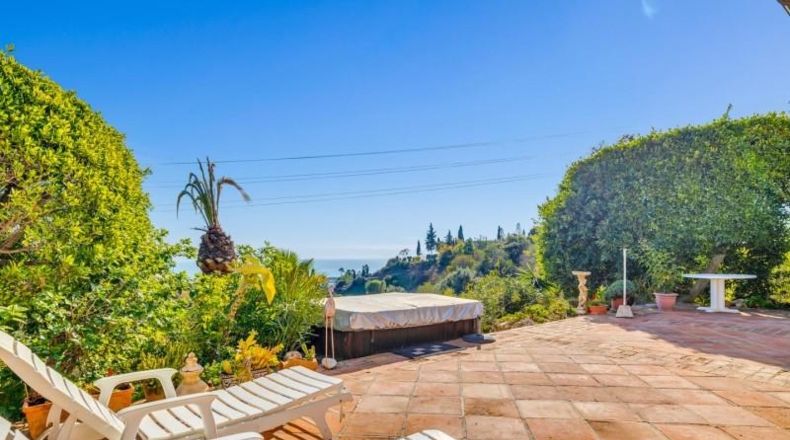 Málaga - Estepona - 3000m2