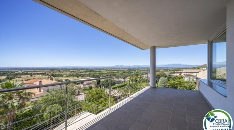 Gerona - Palau-saverdera - 695m2