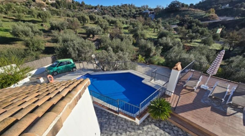 Málaga - Monda - 2000m2