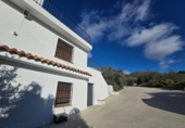 Chalet independiente con terreno en venta en la España, Monda, ref: TR372387 foto